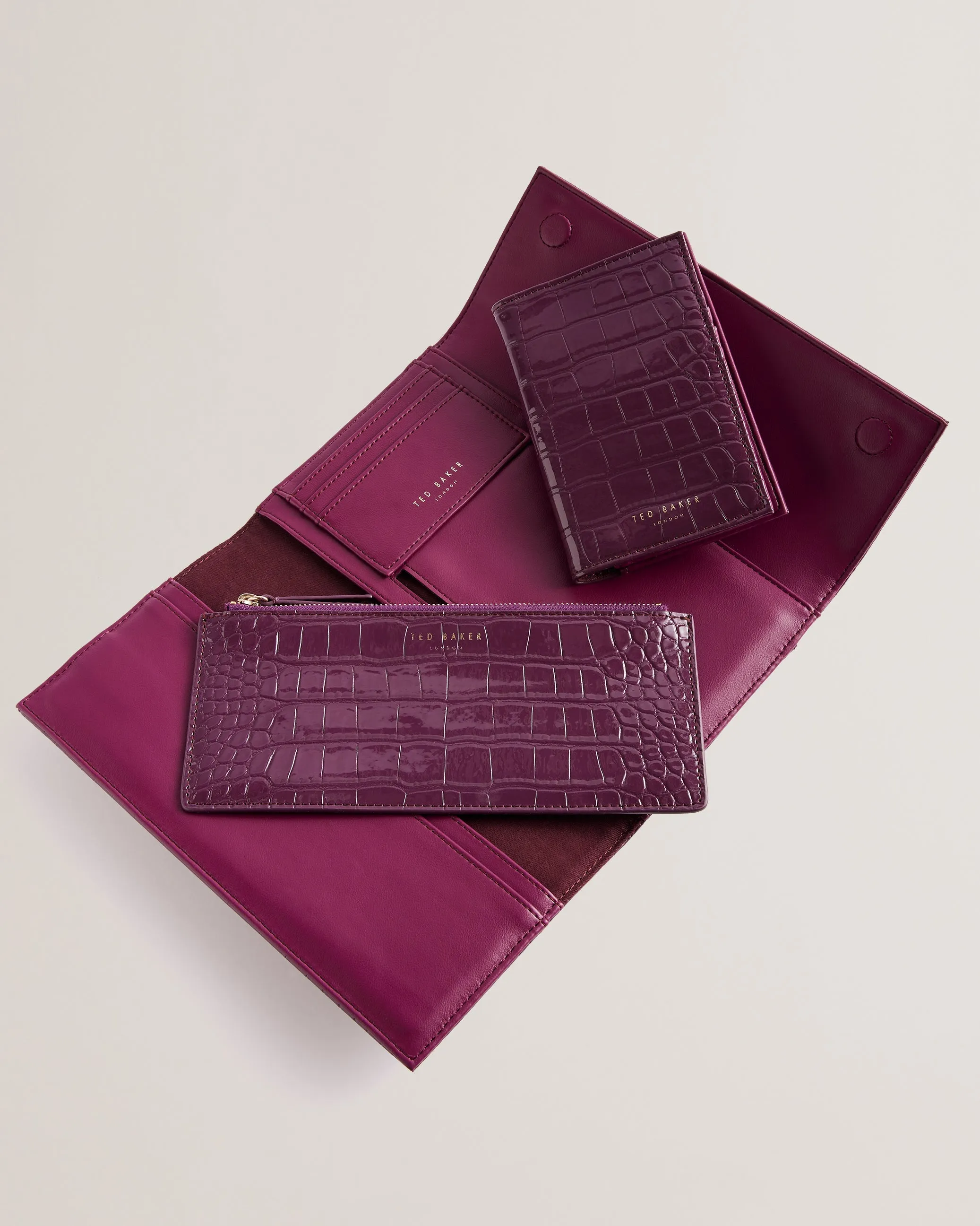 Abbiiss Croc Effect Travel Wallet Maroon