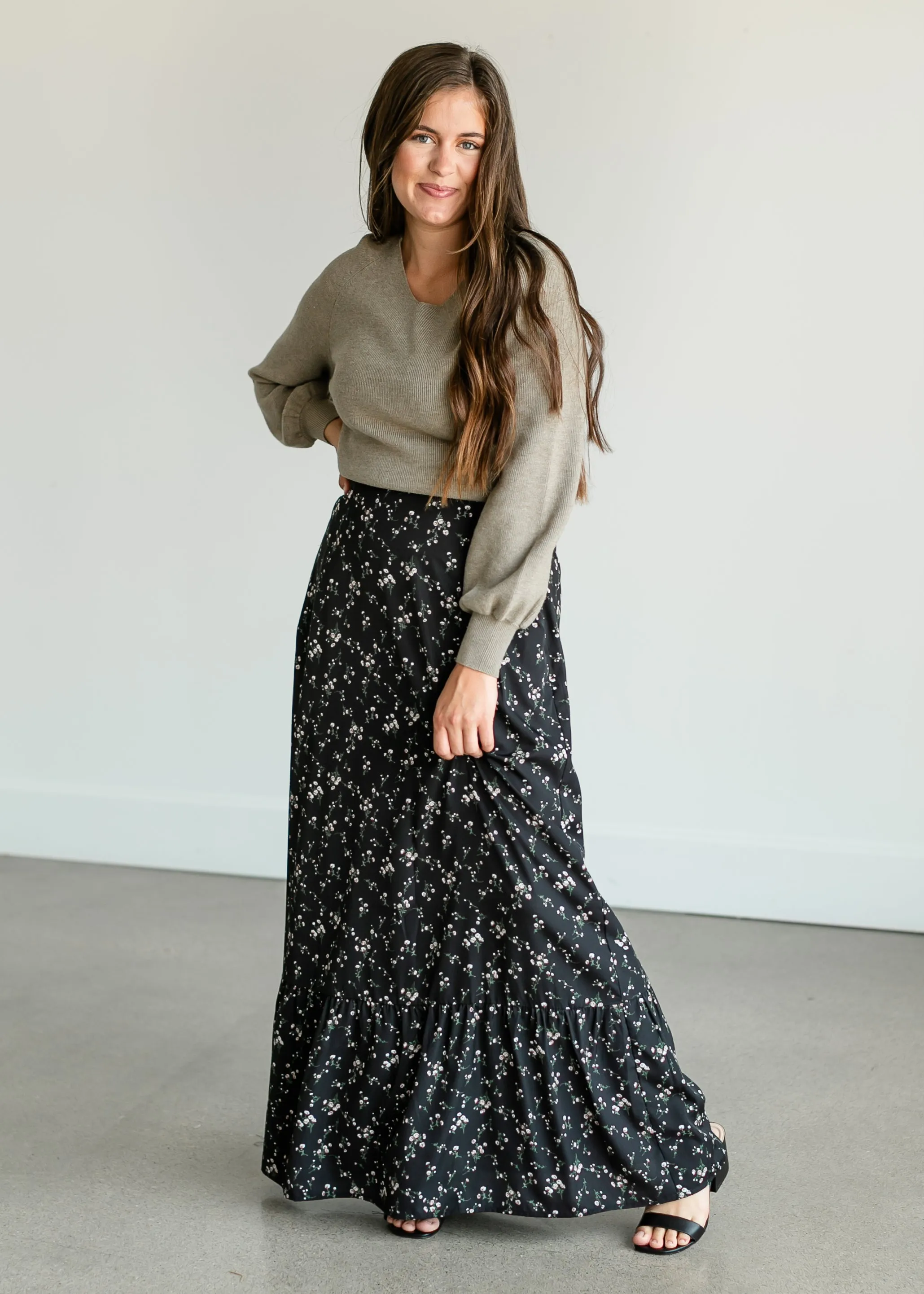 Essential V-Neck Balloon Sleeve Sweater - FINAL SALE