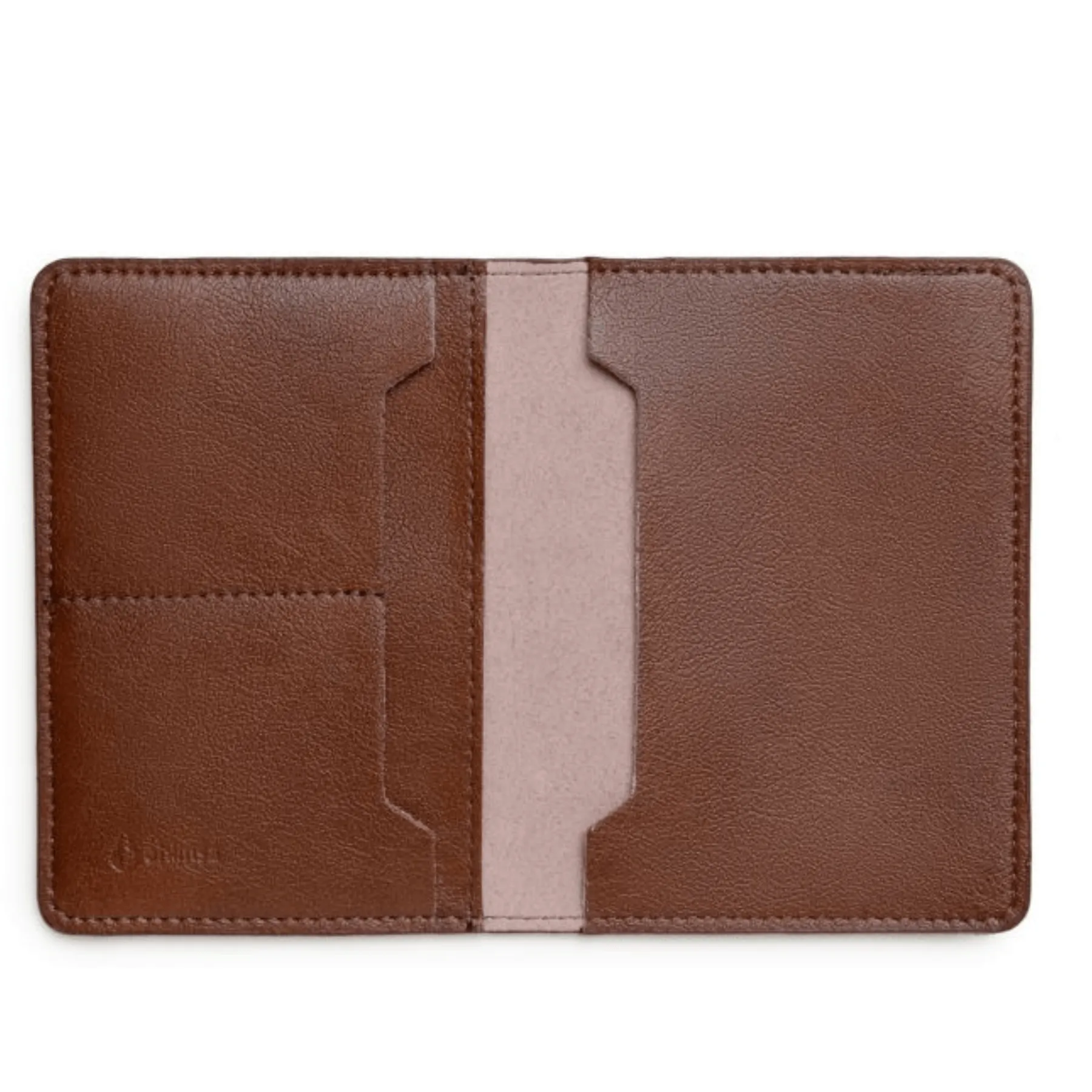 'Passport holder' in vegan leather by Ahimsa - black and cognac