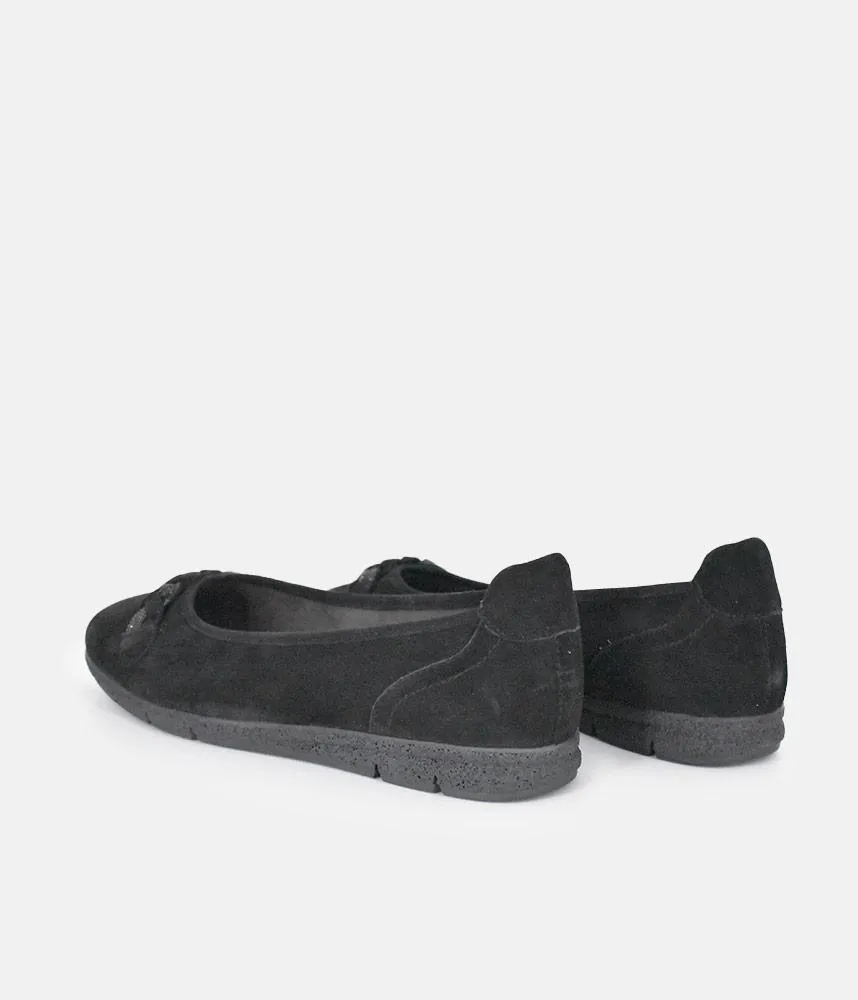 Tamaris Versatile Black Suede Round Toe Flats