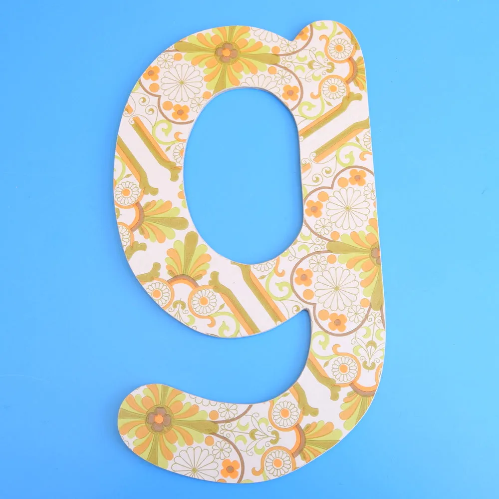 Vintage Letters - Wood & Vintage Wallpaper